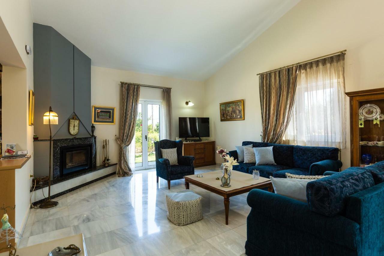 Carpe Diem-Luxury Villa With Private Pool Agia Paraskevi  Esterno foto